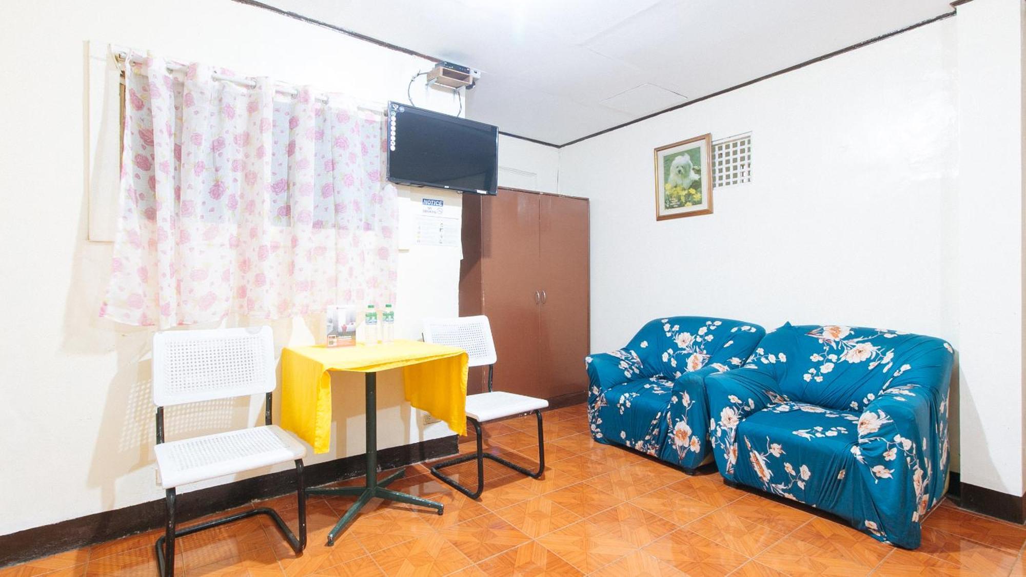 מלון קואזון סיטי Reddoorz Near East Avenue Medical Center מראה חיצוני תמונה