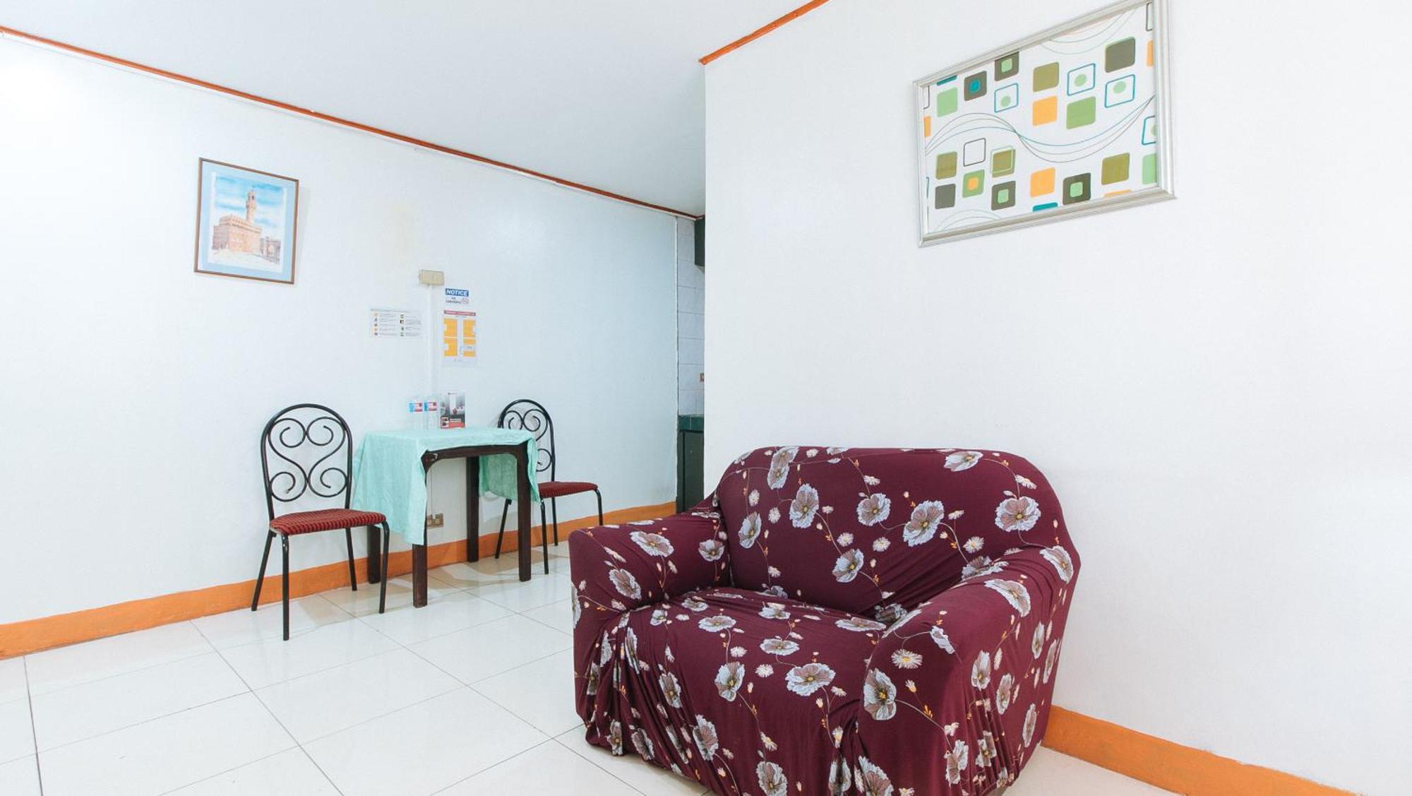 מלון קואזון סיטי Reddoorz Near East Avenue Medical Center מראה חיצוני תמונה