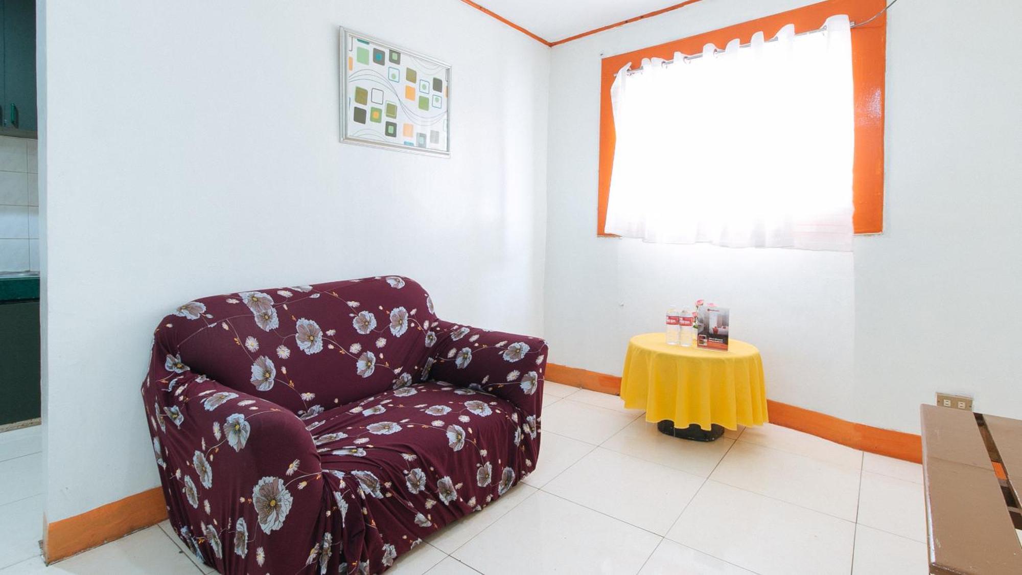 מלון קואזון סיטי Reddoorz Near East Avenue Medical Center מראה חיצוני תמונה