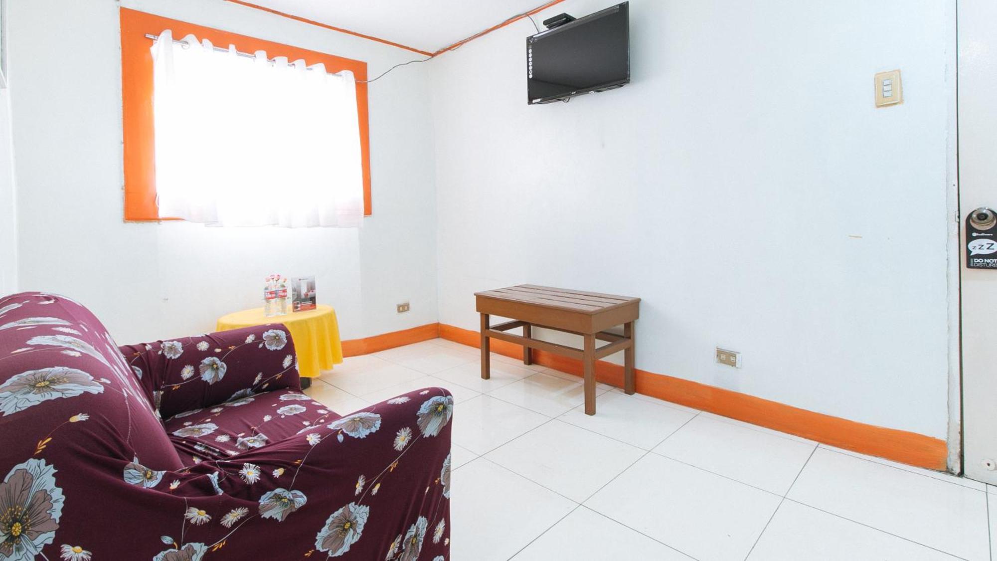 מלון קואזון סיטי Reddoorz Near East Avenue Medical Center מראה חיצוני תמונה